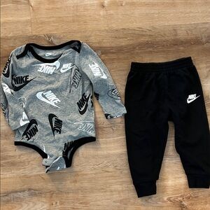 Nike Gray and Black Infant Outfit